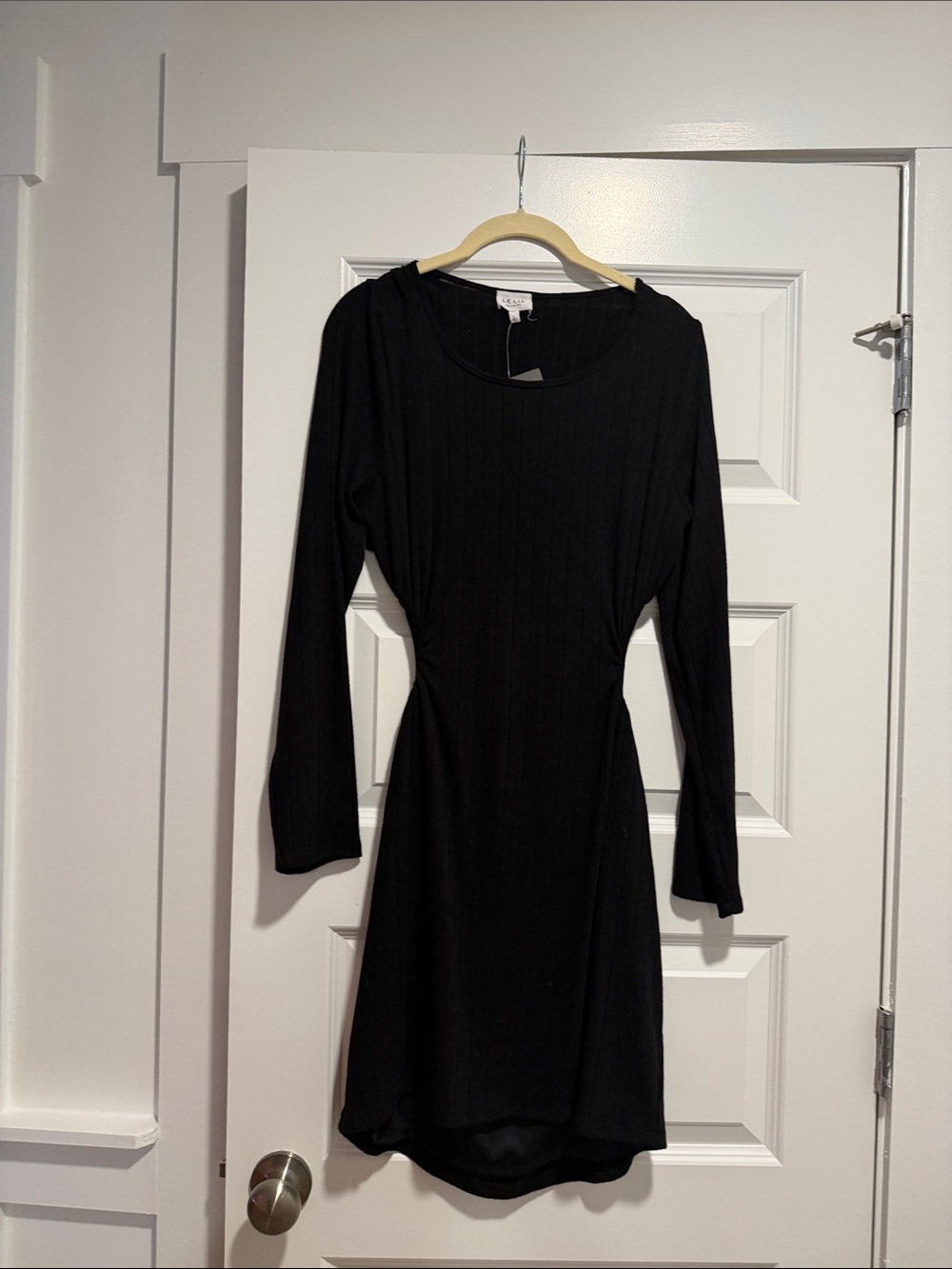 Le Lis Black Long Sleeve Waist-Detail Ribbed Dress
